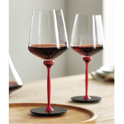 Twirling Glasses_PD22120